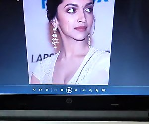 Cum tribute to Deepika Padukone
